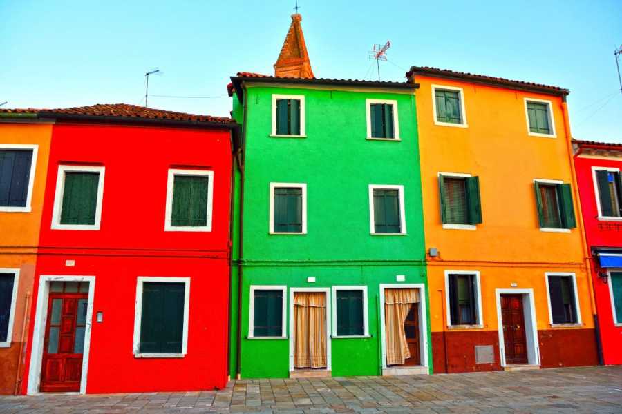 Una residenza secondaria in Italia: per quale motivo le strutture utilizzabili per tutto l'anno stanno guadagnando maggior rilevanza rispetto alla vista sull'oceano.