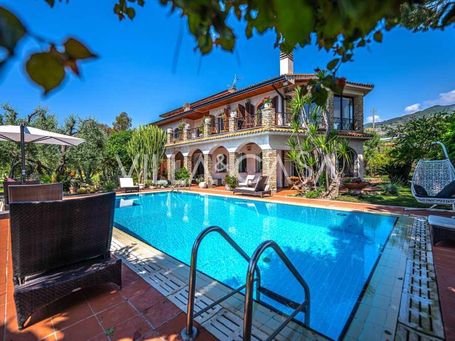 Villa a Sanremo in vendita