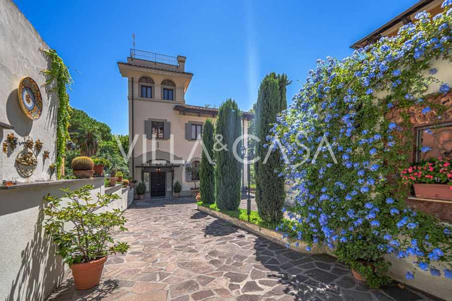 Villa d'élite nel cuore di Roma.