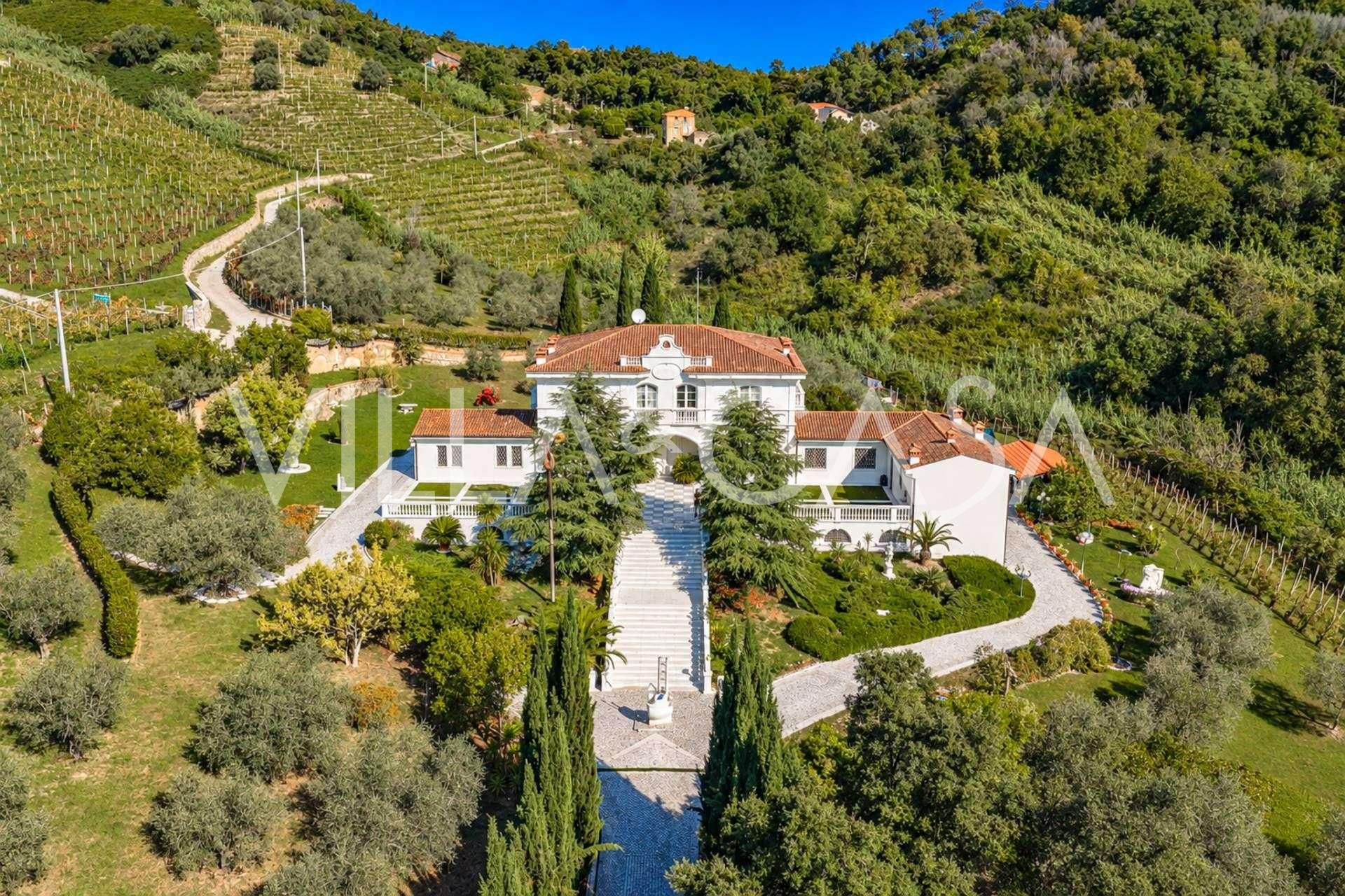 Vendita di una splendida villa in Toscana, Massa