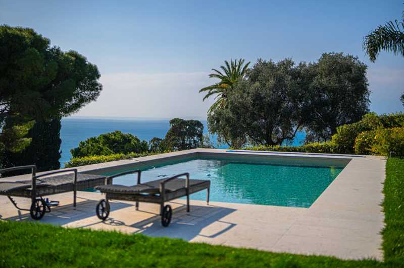 Villa moderna a Bordighera