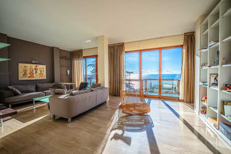 Appartamento con vista mare a Sanremo