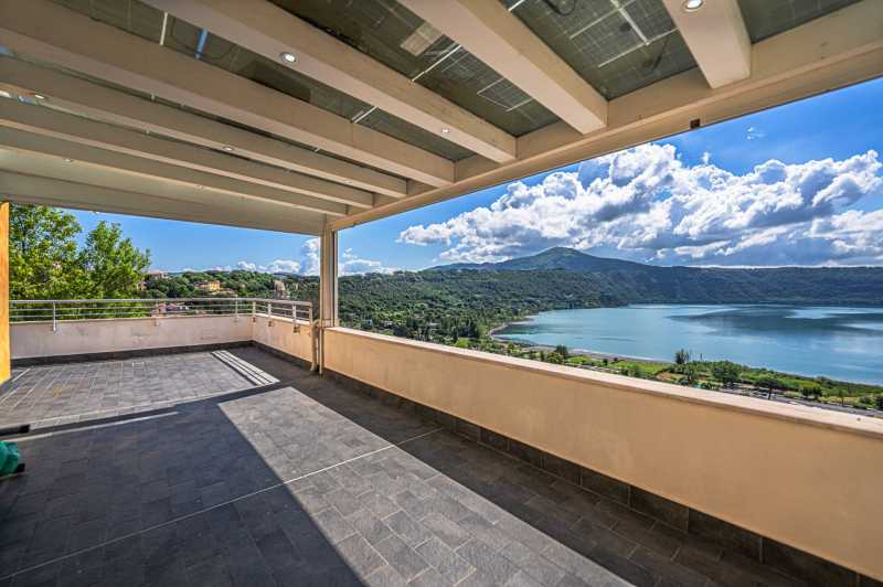 Castel Gandolfo - Ville, Case e appartamenti disponibili per vendita e locazione