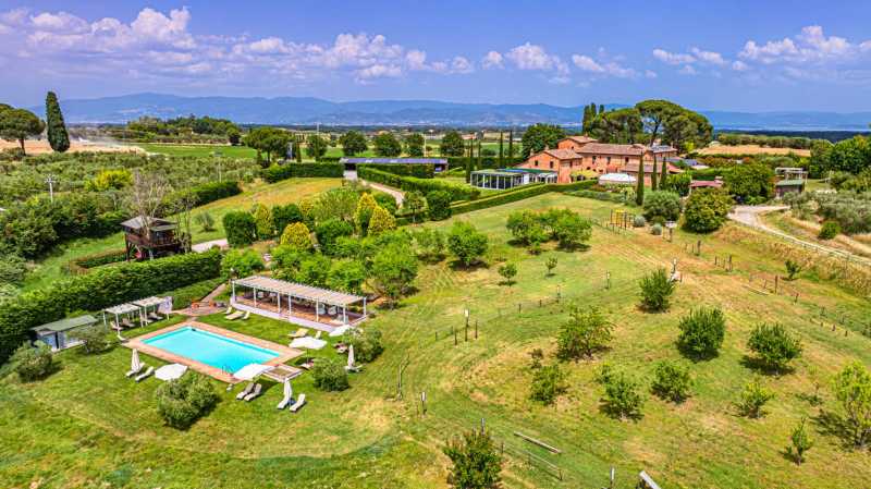 Villa esclusiva/agriturismo nella regione Umbria.