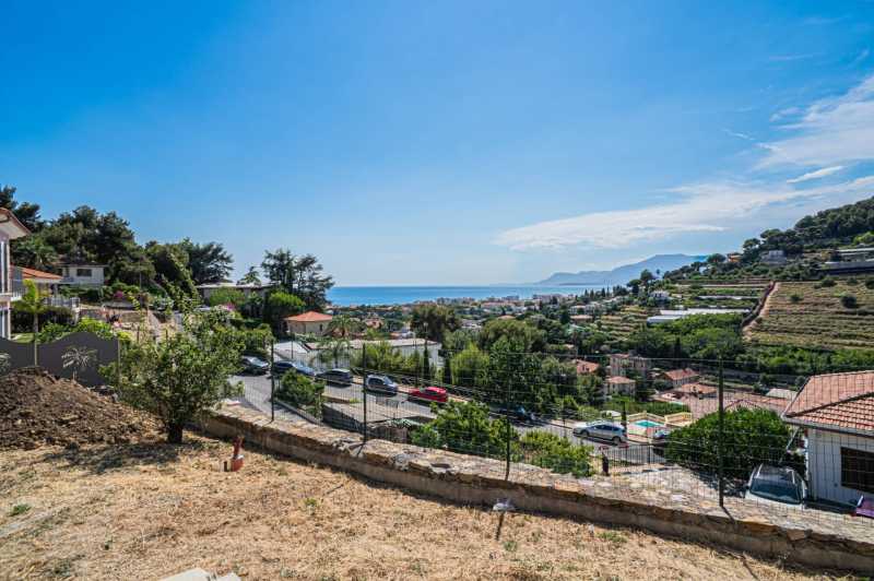 Villa moderna a Bordighera