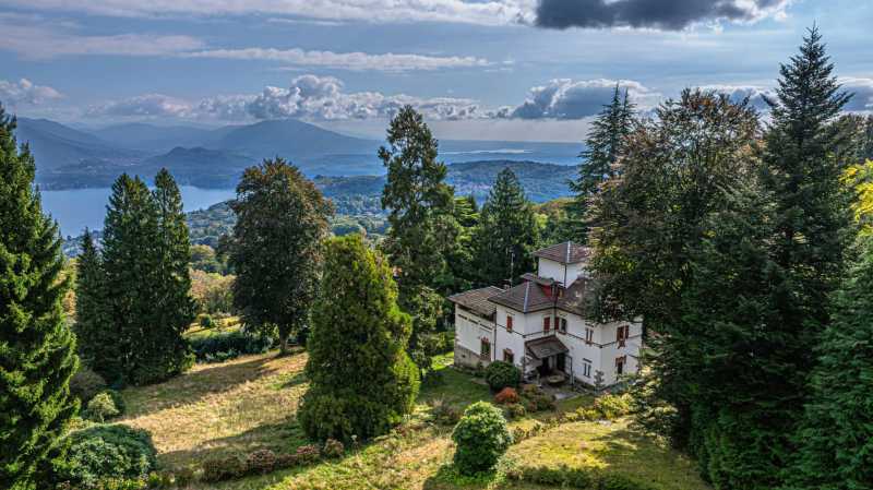 Villa di lusso a Stresa sul Lago Maggiore.