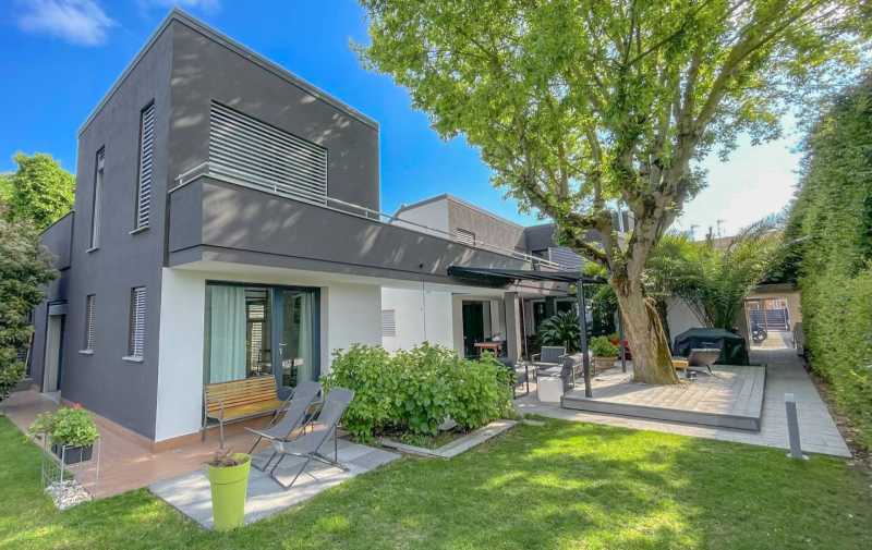 Villa con piscina a Ferrara