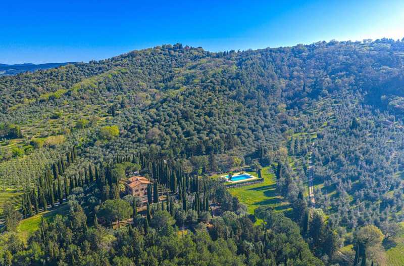 Vendita di un elegante podere in Toscana, Suvereto