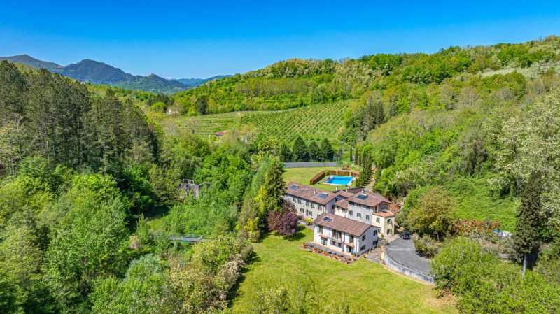 Vendita di un elegante agriturismo in Toscana, Massa