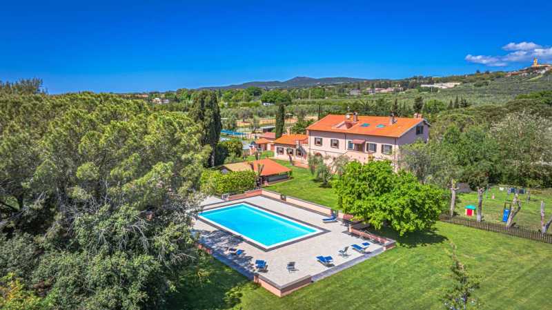 Vendita di un magnifico agriturismo in Toscana