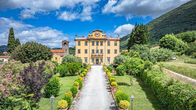 Vendita di un'azienda storica vicino a Luka
