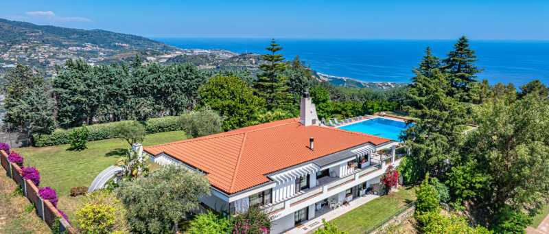 Villa di lusso in vendita a Sanremo