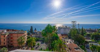 Appartamenti con vista sul mare a Sanremo