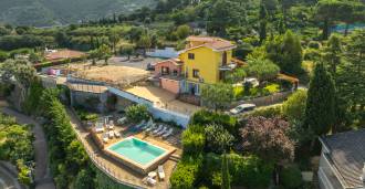 Casa a Bordighera con vista panoramica su Monaco.