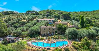 Agriturismo di lusso sul lago Trasimeno in Umbria