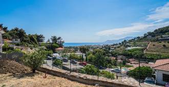 Villa moderna a Bordighera