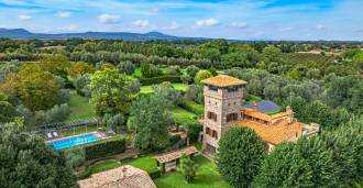 Tenuta esclusiva sul lago di Bracciano