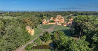 A Roma è in vendita il castello di Olgiata.