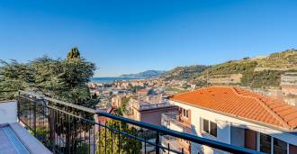 Villa con vista mare a Velecrozia