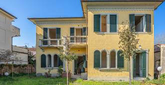 Villa elegante a Lido di Camaiore