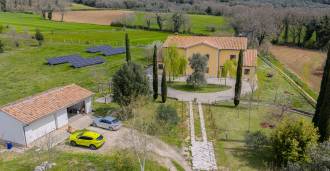Elegante villa di campagna nel cuore dell'Umbria
