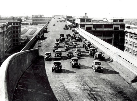 Pista di prova Fiat a Torino Italia